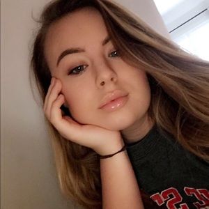 Meet your Posher, Kels